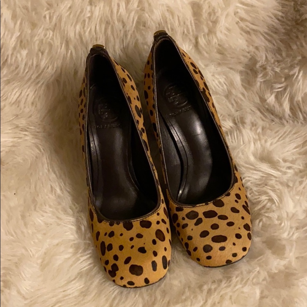 Tory Burch Cheetah Wood Block Heels 7/37